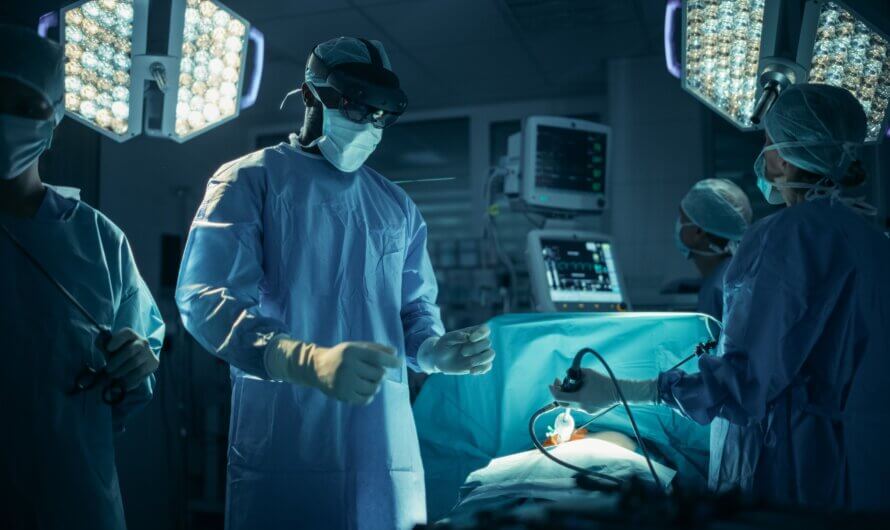 L&rsquo;exoscope, ces lunettes 3D utilisées pour la première fois en France en neurochirurgie pédiatrique